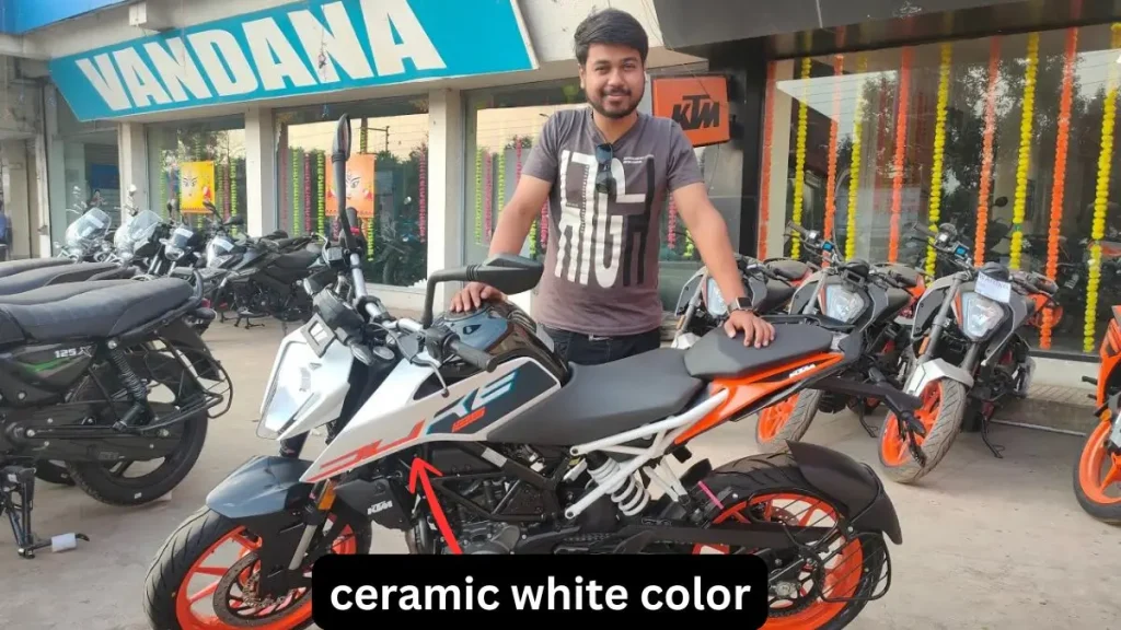 KTM 250 Duke New Colors